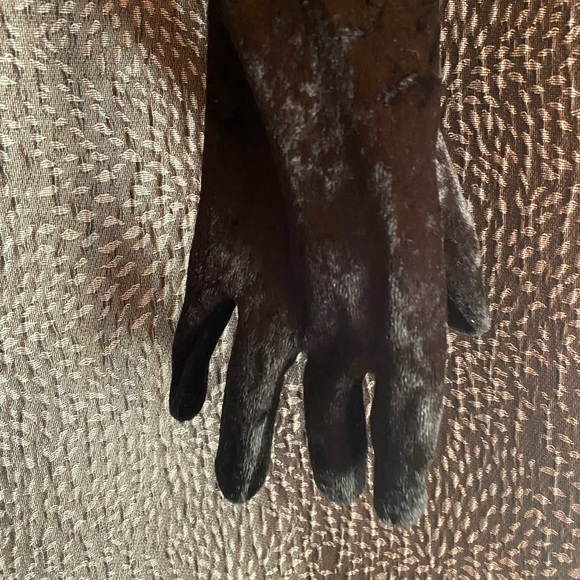 Black velvet evening gloves - Picture 5 of 6